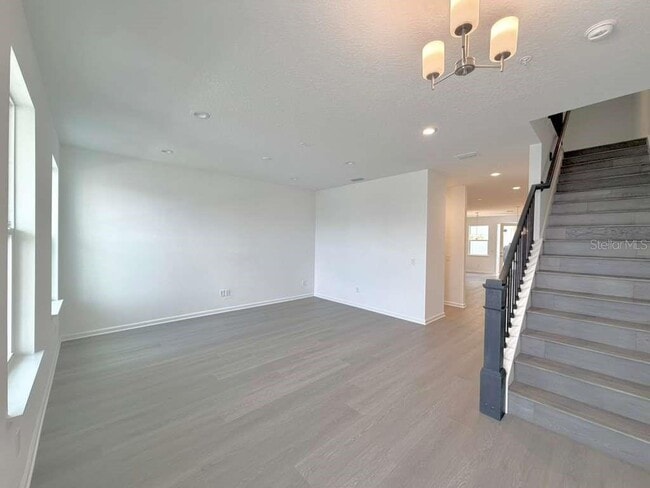 Building Photo - 1866 Falconhurst Ln