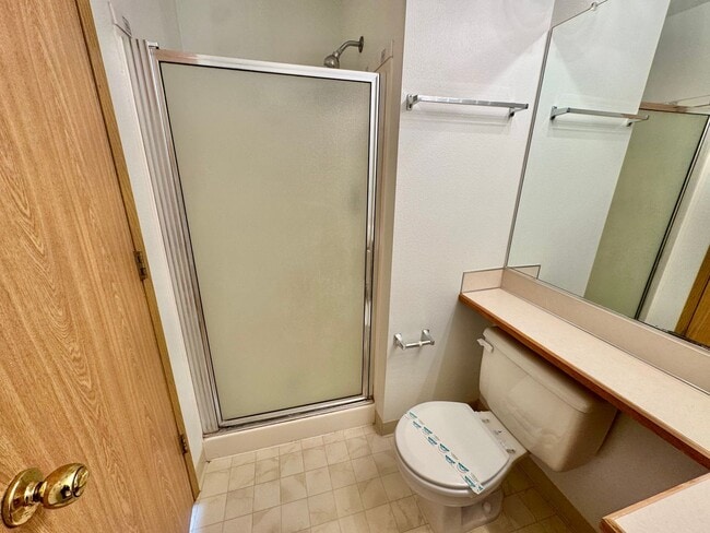 Building Photo - Adorable Quiet park like setting in fruit valley sunsets with landscaping provided