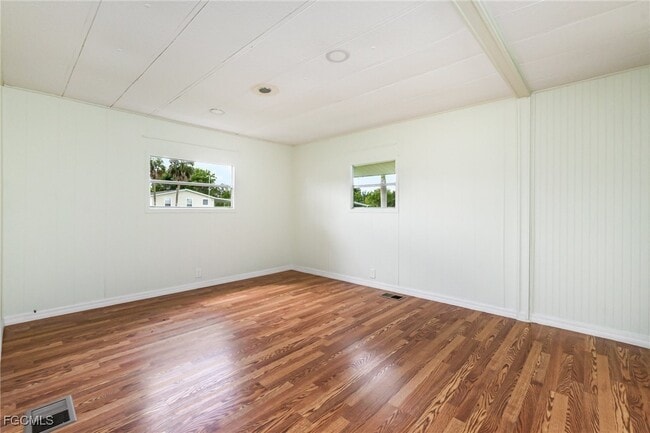 Building Photo - 91 Twin Palms Dr