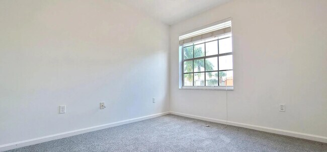 Building Photo - 9138 Dupont Pl