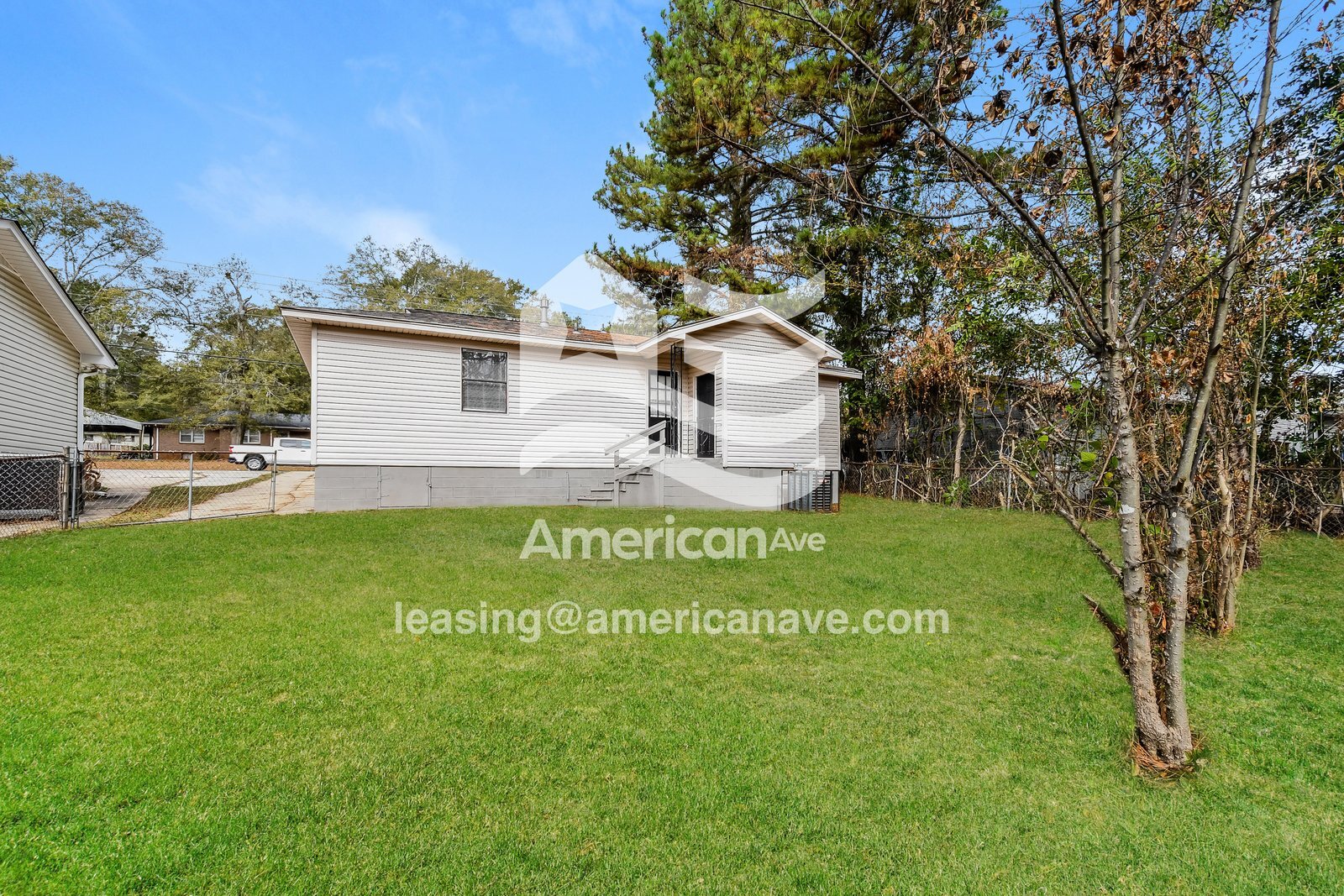 Building Photo - 1131 26th Ave N