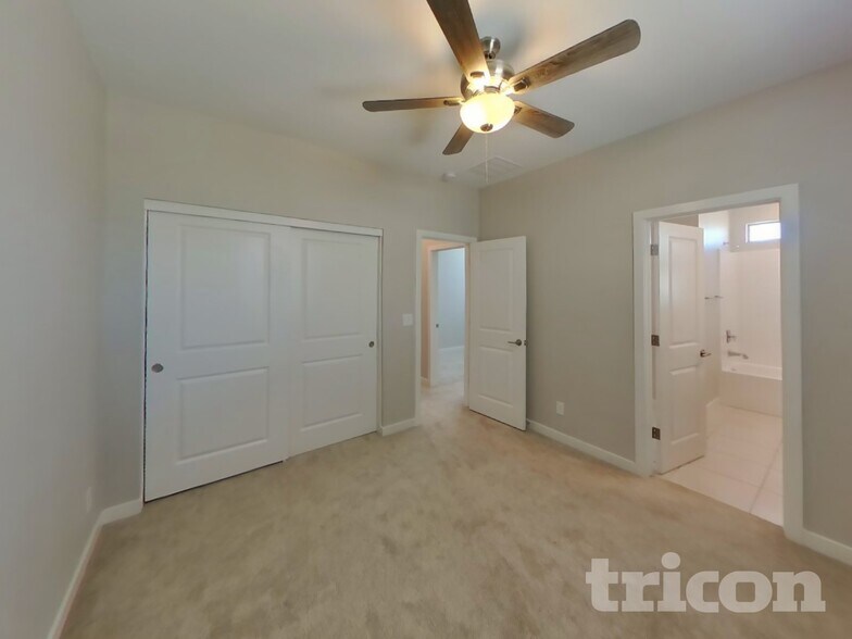 Building Photo - 6852 Whisper Canyon Pl