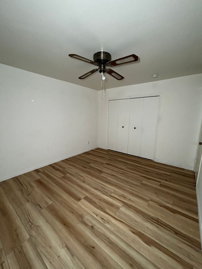 Building Photo - Charming 2-Bed, 1-Bath Condo in Kern City!