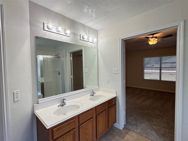 Building Photo - 5819 Laramie River Ct