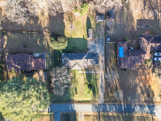 Building Photo - 2710 Tallu Rd