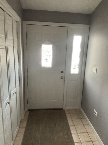 Building Photo - 1314 N 21st Ave