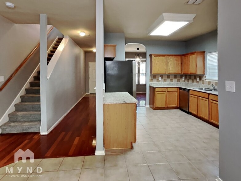 Building Photo - 8606 Eagle Peak
