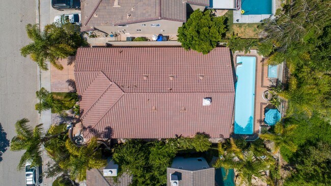 Building Photo - Cozy Stevenson Ranch Home on a Quiet Cul-De-Sac
