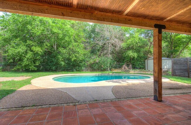 Building Photo - 7000 Greenock St