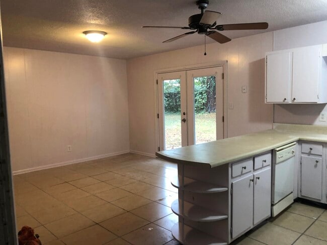 Building Photo - 2614 Tupelo Terrace