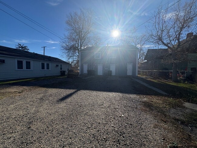 Building Photo - 205/207 Broadwater Ave