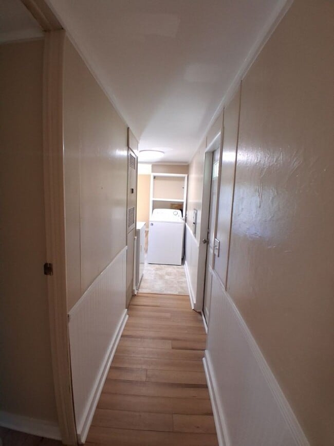 Building Photo - $1,800 - 2 Bedroom / 1 Bath Mobile Home Sitting on the Tuckasegee River