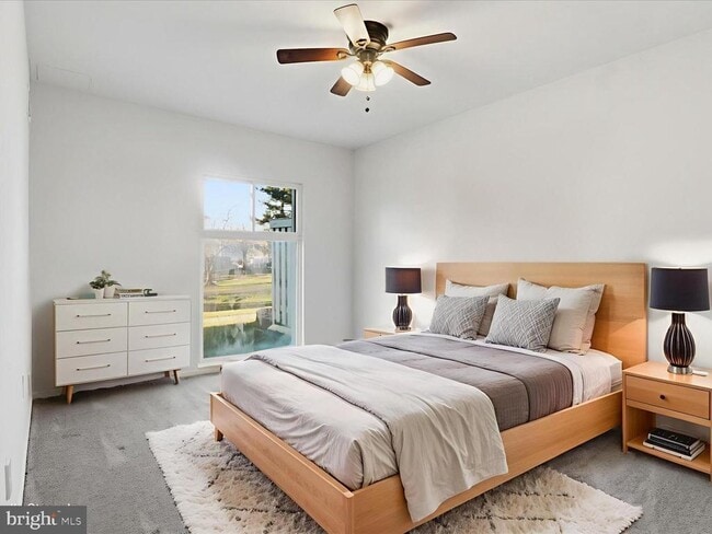 Building Photo - 7914 Bentley Village Dr