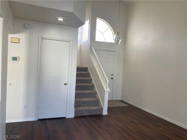 Building Photo - 1904 Cedar Bluffs Way