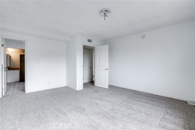Building Photo - 8602 Doremere Dr