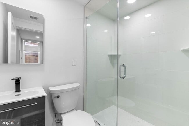 Building Photo - 311 Delmar St