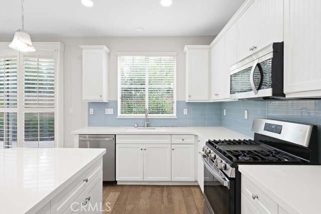 Building Photo - 204 Desert Bloom