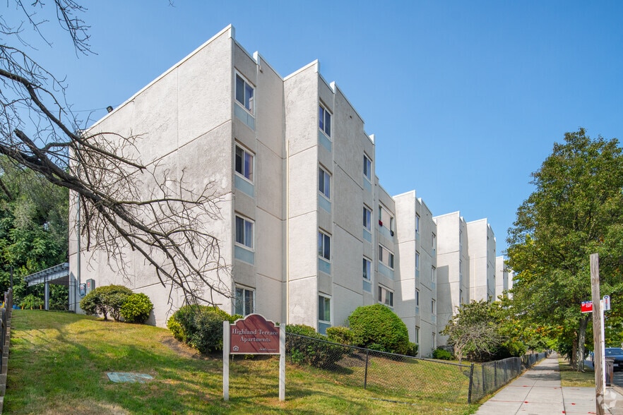 Primary Photo - Highland Terrace Apartments