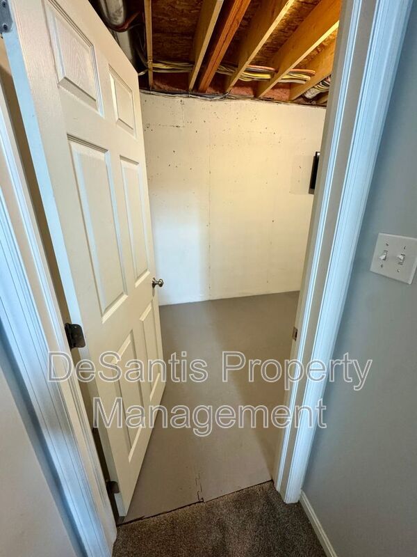 Building Photo - 307 Marshall Heights Dr