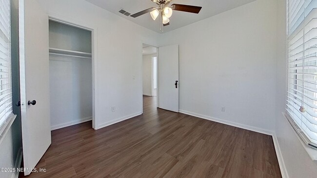 Building Photo - 3325 Claremont Rd