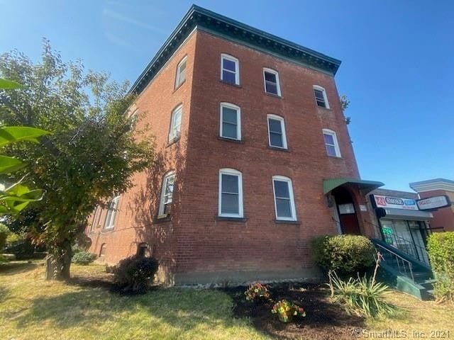 Building Photo - 757 Maple Ave