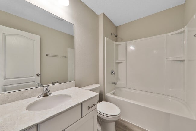 Building Photo - 589 Glasgow Dr