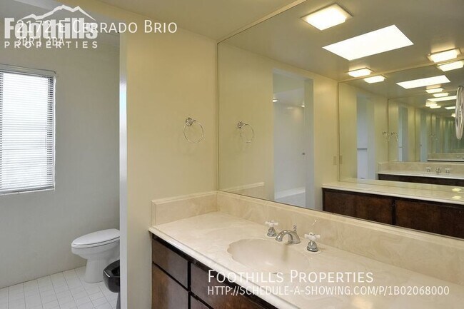 Building Photo - 2172 E Cerrado Brio