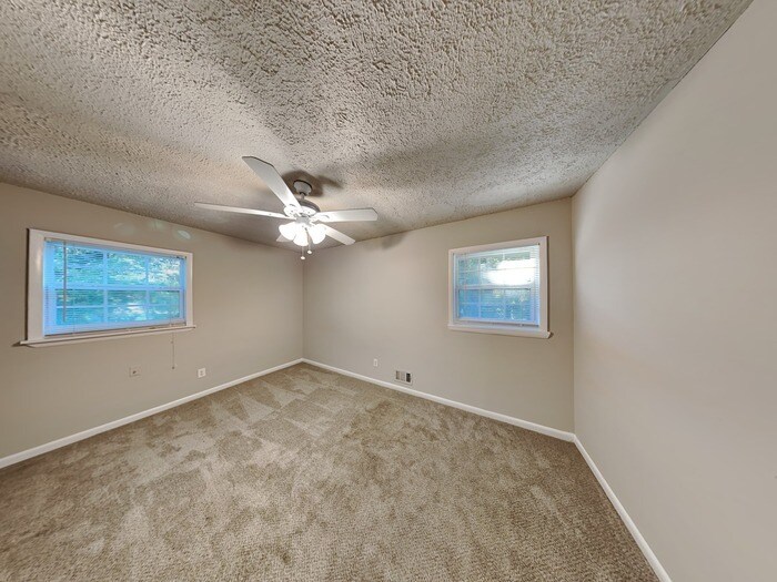 Building Photo - 8050 Attleboro Dr