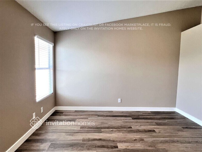 Building Photo - 512 Calypso Dr