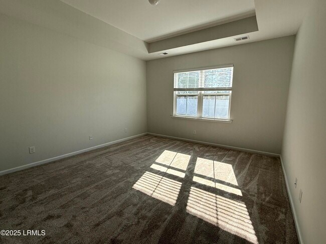 Building Photo - 1069 S Innovation Dr