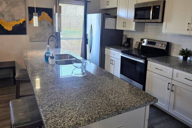 Building Photo - 2704 Sam Wilson St