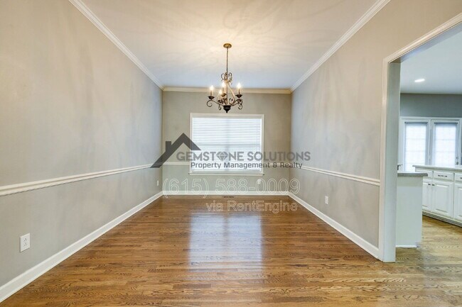 Building Photo - 1035 Watauga Ct