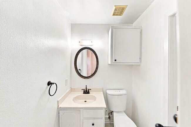 Building Photo - Ask about current rent incentives and specials being offered and book your self guided tour today.