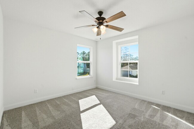 Building Photo - 216 Santorini Ct