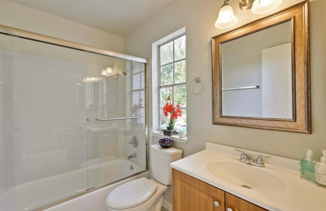 Building Photo - 846 Paseo Estero Dr