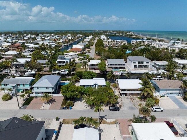 Building Photo - 129 Nautilus Dr