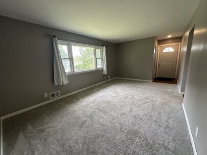Building Photo - "Charming 2-Bed Hideaway in NE Minneapolis - Spacious 900 Sq. Ft. Comfort!"