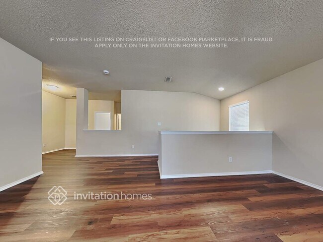 Building Photo - 2517 Buffalo Run