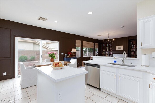 Building Photo - 8204 Burgesshill Ave