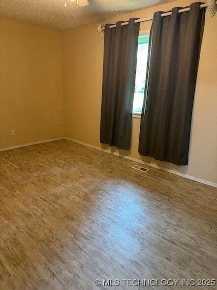 Building Photo - 21 Stagecoach Dr