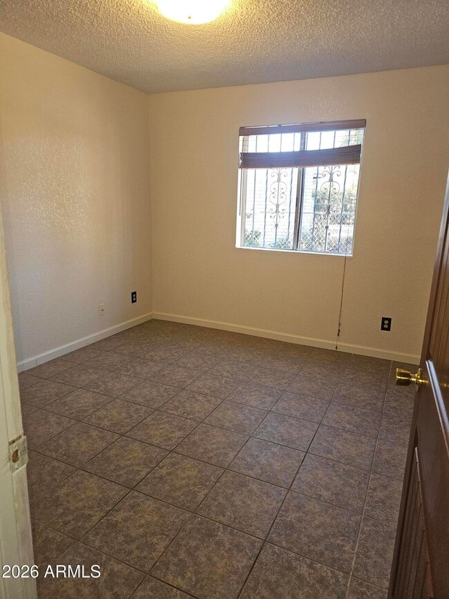 Building Photo - 4933 Marconi Dr