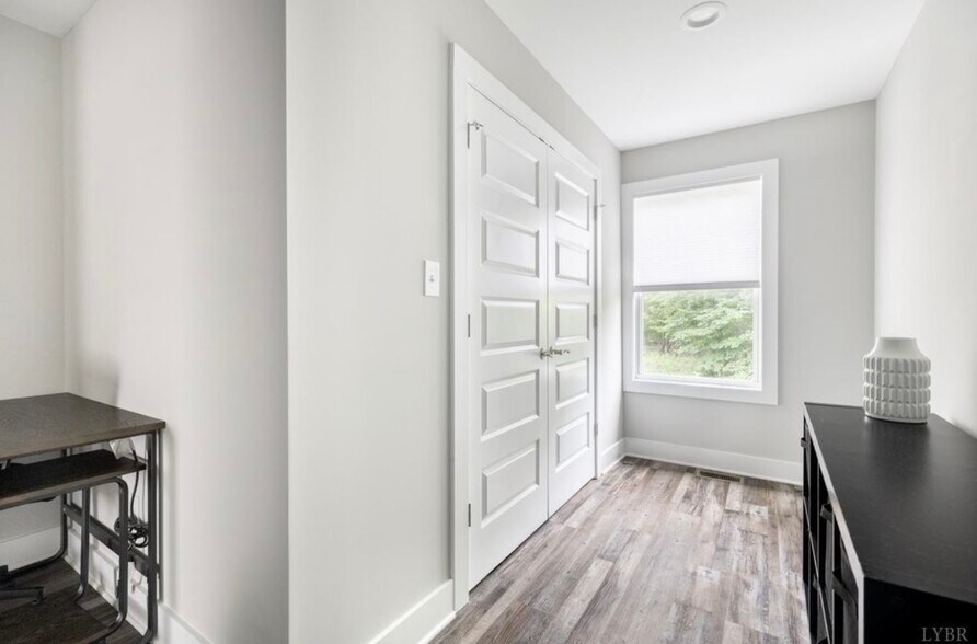 Building Photo - 64 Allwell Rd