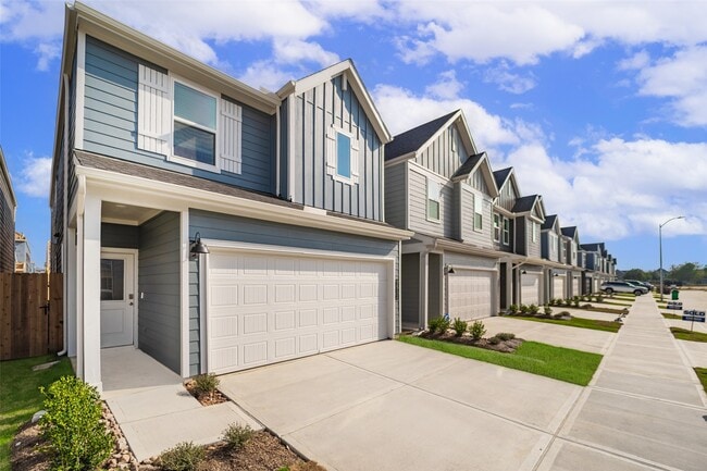 Building Photo - 3511 Shearwater St