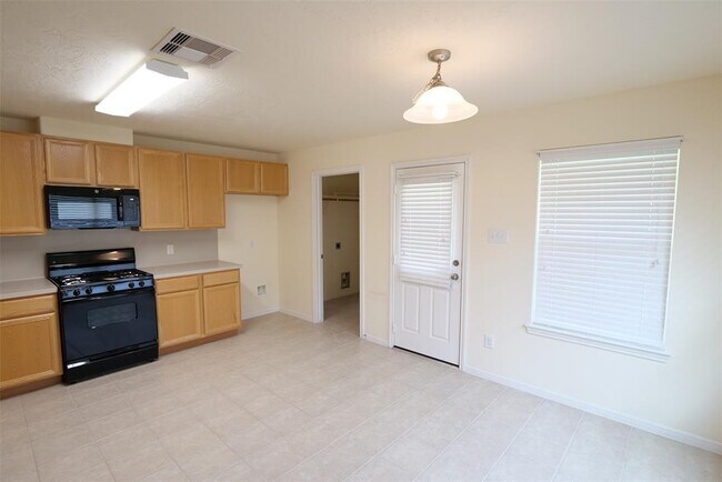Building Photo - 814 Rosa Del Villa Ct