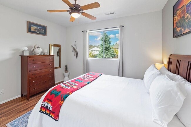 Building Photo - 603 Brookline Loop