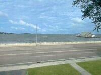 Building Photo - 623 Quincy Shore Dr