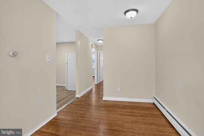 Building Photo - 5990 Henry Ave