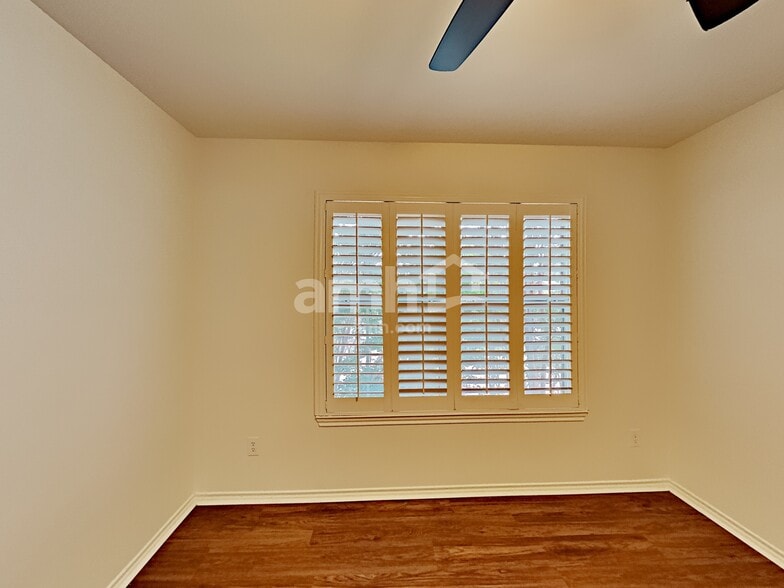 Building Photo - 4417 Chris Dr