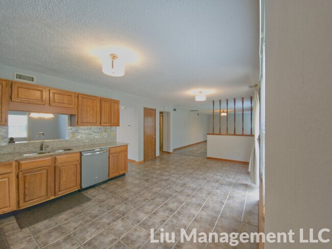 Building Photo - 6010 Petersburg Pky