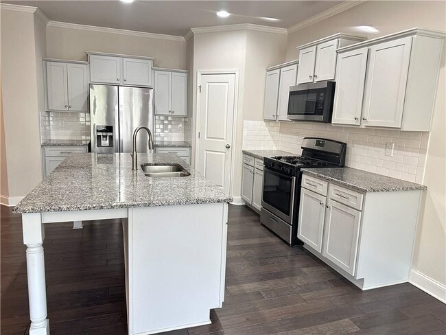 Building Photo - 2045 Wheylon Dr